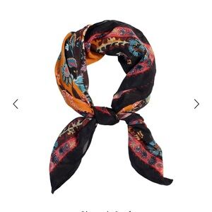 VISMAYA Rhapsody Scarf
